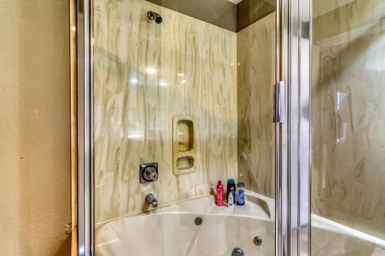 Lakefront Condo At Diamond Resort! ブランソン エクステリア 写真